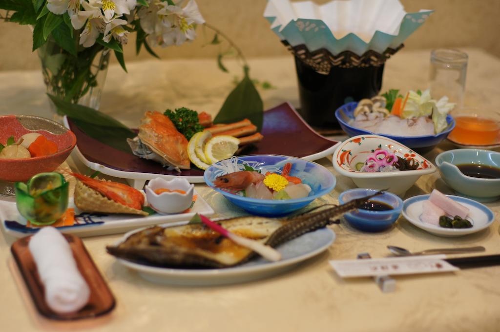 Hotel Okabe Shiosaitei Ваканай Екстериор снимка